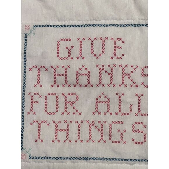 Handmade Embroidered Lap Quilt Throw Wall Hanging Country Cottagecore Clean - Picture 8 of 11